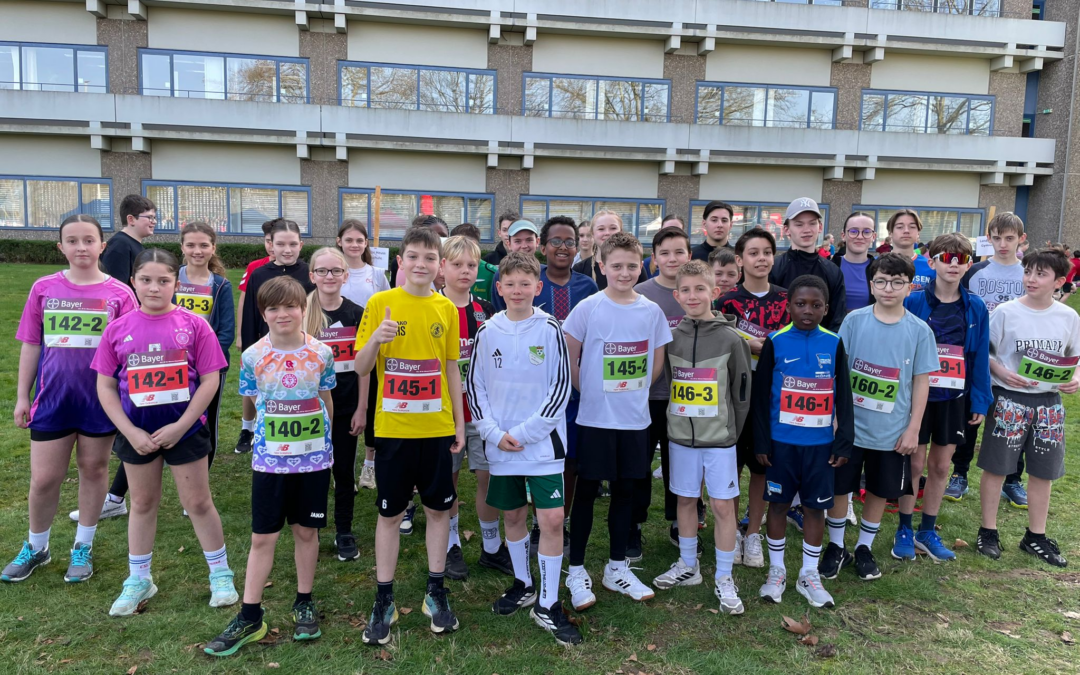 Großes Engagement beim Straßenlauf „Rund um das Bayerkreuz“
